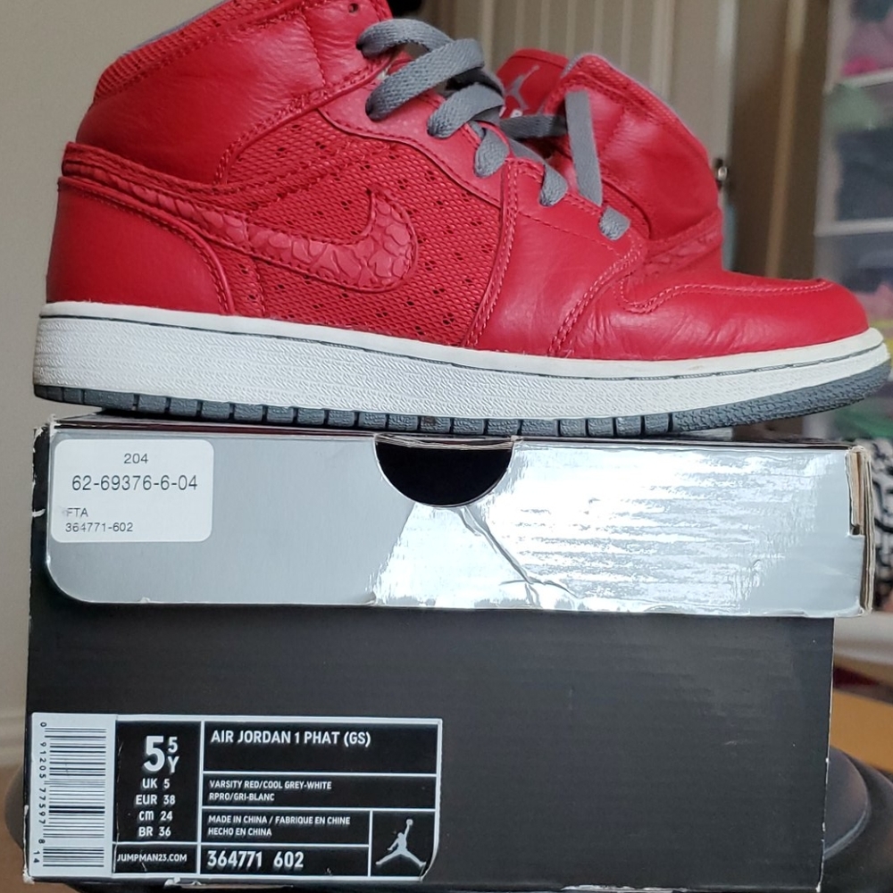AIR JORDAN 1 PHAT (GS) - Picture 2 of 9